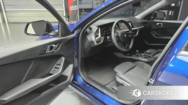 BMW 1 Series (F40) 2020 Синий из Кореи, фото 2