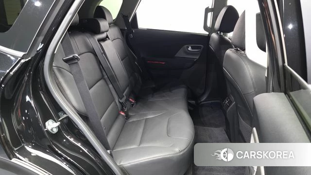Kia Niro Plus 2023 Черный из Кореи, фото 2