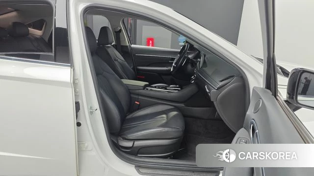 Hyundai Sonata (DN8) 2022 Белый из Кореи, фото 2