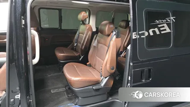 Hyundai The New Grand Starex 2019 Черный из Кореи, фото 2