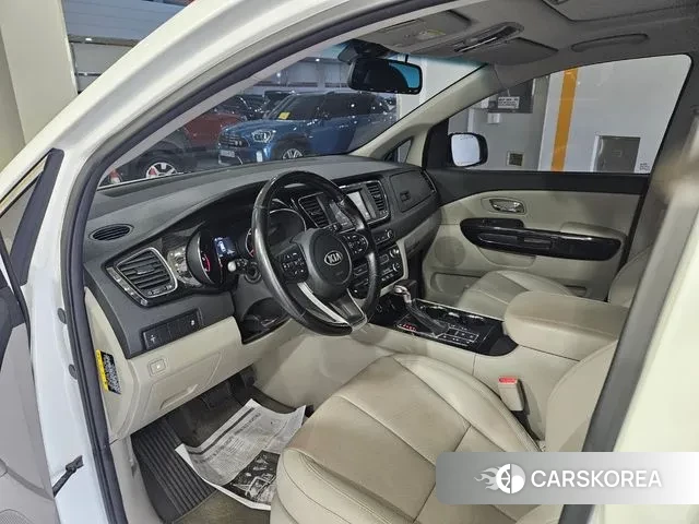 Kia The New Carnival 2018 Жемчужный цвет из Кореи, фото 2