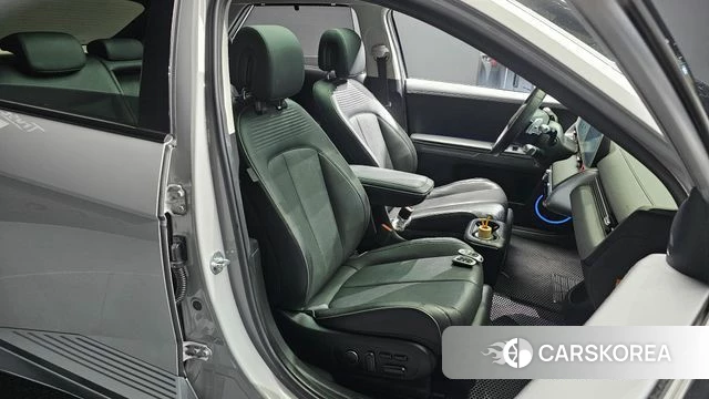 Hyundai Ionic 5 2021 Серебристо-серый из Кореи, фото 2