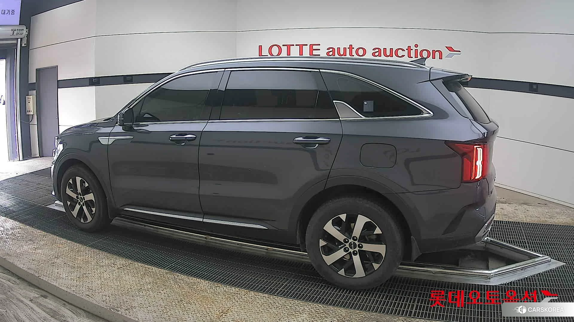 Kia Sorento 2022 Platinium Graphite из Кореи, фото 2