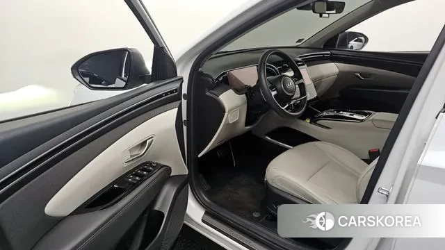 Hyundai Tucson Hybrid (NX4) 2022 Белый из Кореи, фото 2