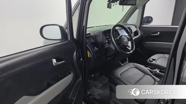 Kia The New Kia Ray 2023 Черный из Кореи, фото 2