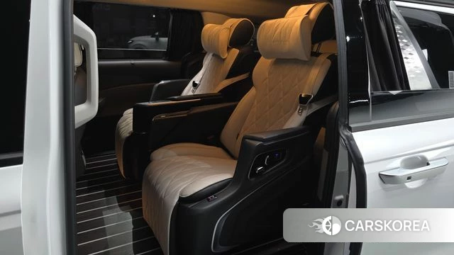 Kia The New Carnival 4th Generation 2025 Белый из Кореи, фото 2