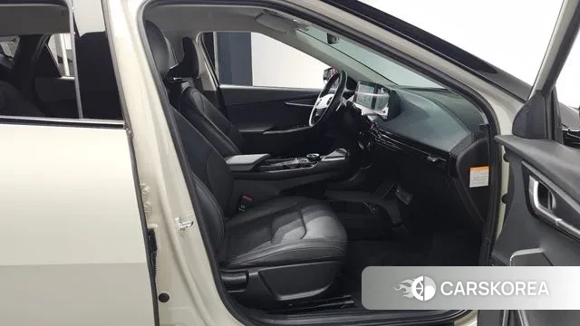 Kia EV6 2021 Жемчужный цвет из Кореи, фото 2