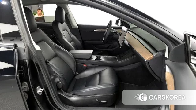 Tesla Model 3 2021 Черный из Кореи, фото 2