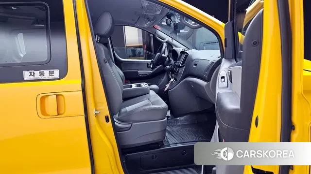 Hyundai The New Grand Starex 2021 Желтый из Кореи, фото 2