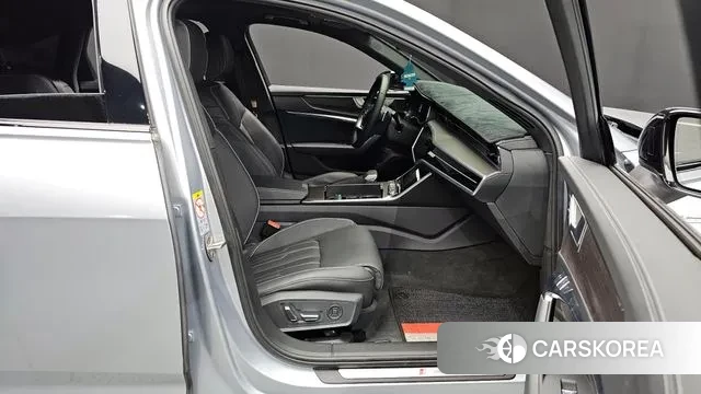 Audi A6 (C8) 2025 Серебряный из Кореи, фото 2