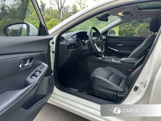 Nissan Xuan Yi 2022 Белый из Китая, фото 2