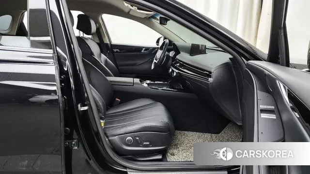 Genesis G80 (RG3) 2022 Черный из Кореи, фото 2