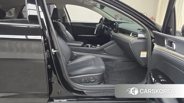 Kia K5 Hybrid 3rd Generation 2023 Черный из Кореи, фото 2