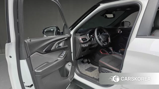Chevrolet (GM Daewoo) Trailblazer 2023 Белый из Кореи, фото 2