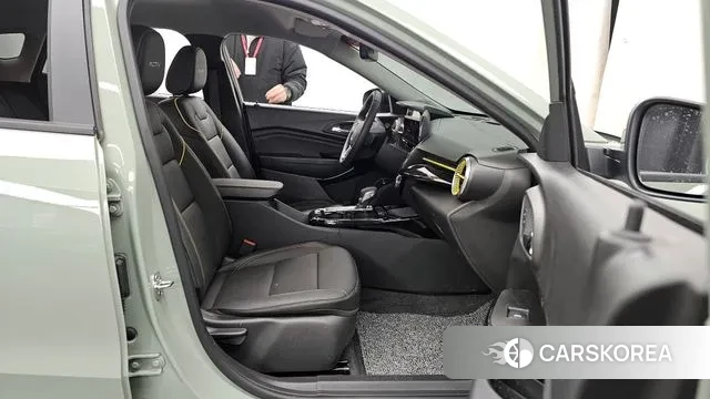 Chevrolet (GM Daewoo) Trax Crossover 2025 Светло-зеленый из Кореи, фото 2