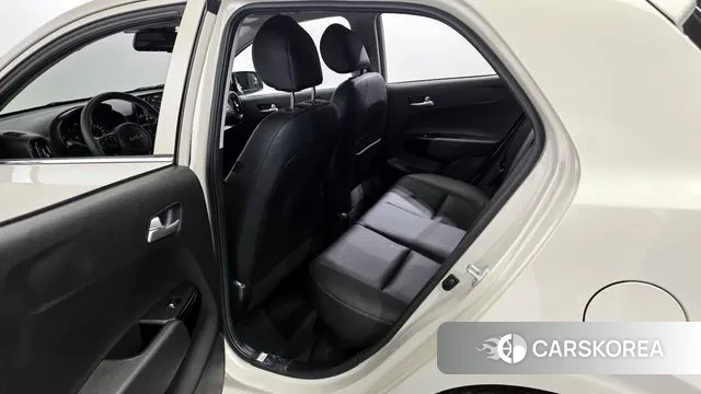 Kia Morning Urban (JA) 2023 Серебристо-серый из Кореи, фото 2