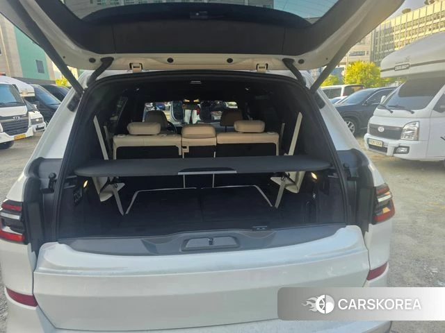 BMW X7 (G07) 2026 Белый из Кореи, фото 2
