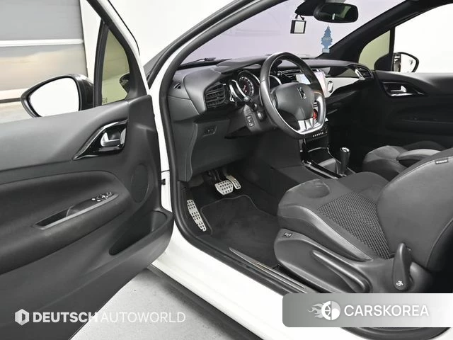 Citroen / DS DS3 2018 Белый из Кореи, фото 2