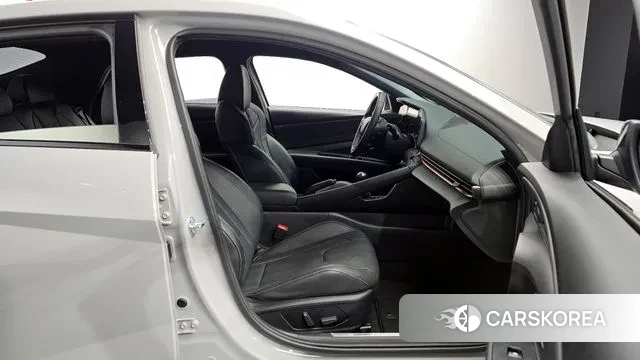 Hyundai The New Avante (CN7) 2025 Серебристо-серый из Кореи, фото 2