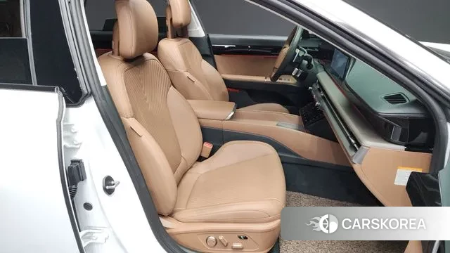 Hyundai Grandeur Hybrid (GN7) 2023 Белый из Кореи, фото 2