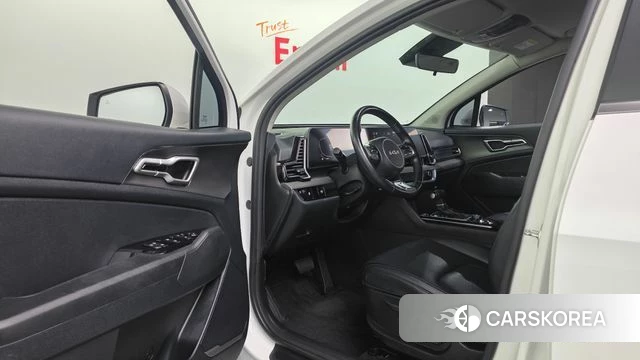 Kia Sportage 5th Generation 2022 Белый из Кореи, фото 2
