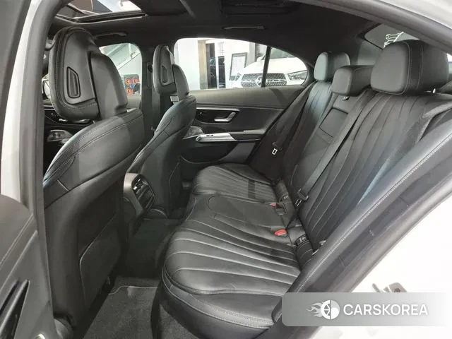 Mercedes-Benz E-Class W214 2025 Белый из Кореи, фото 2