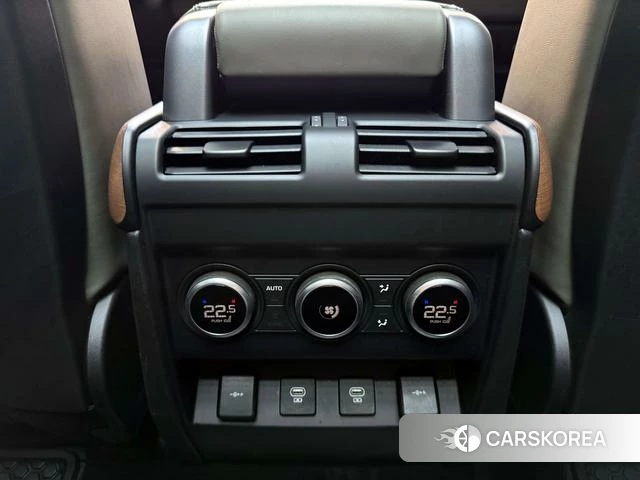 Land Rover guard 2021 Серебристо-серый из Китая, фото 2