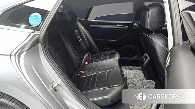 Volkswagen Arteon 2019 Серебристо-серый из Кореи, фото 2
