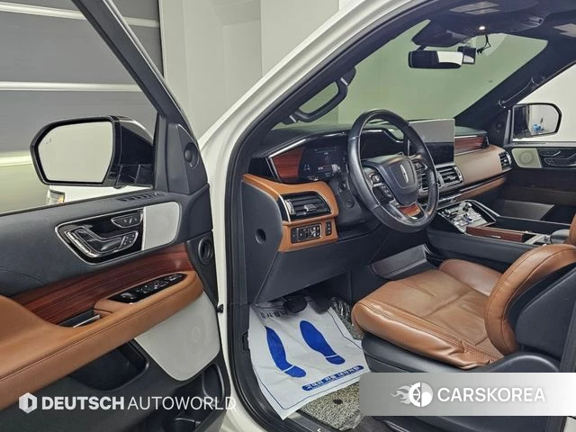 Lincoln Navigator 4th generation 2022 Белый из Кореи, фото 2