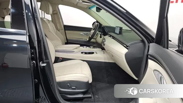 Genesis GV70 2021 Черный из Кореи, фото 2