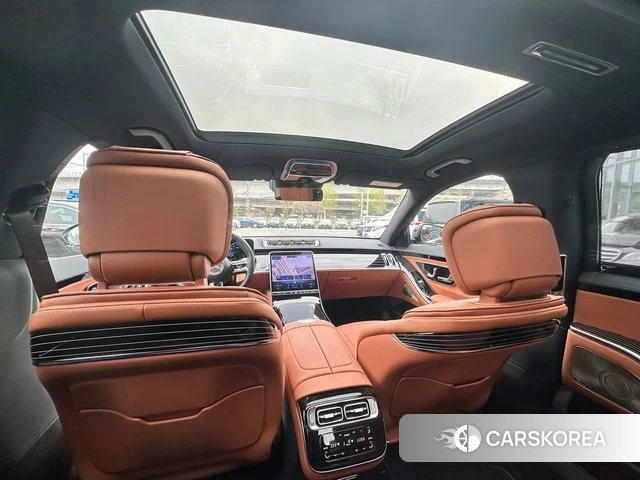 Mercedes-Benz S-class 2023 Черный из Китая, фото 2