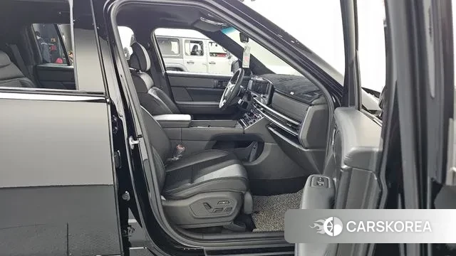 Hyundai Santa Fe (MX5) 2023 Черный из Кореи, фото 2