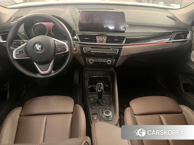 BMW X1 2023 Белый из Китая, фото 2