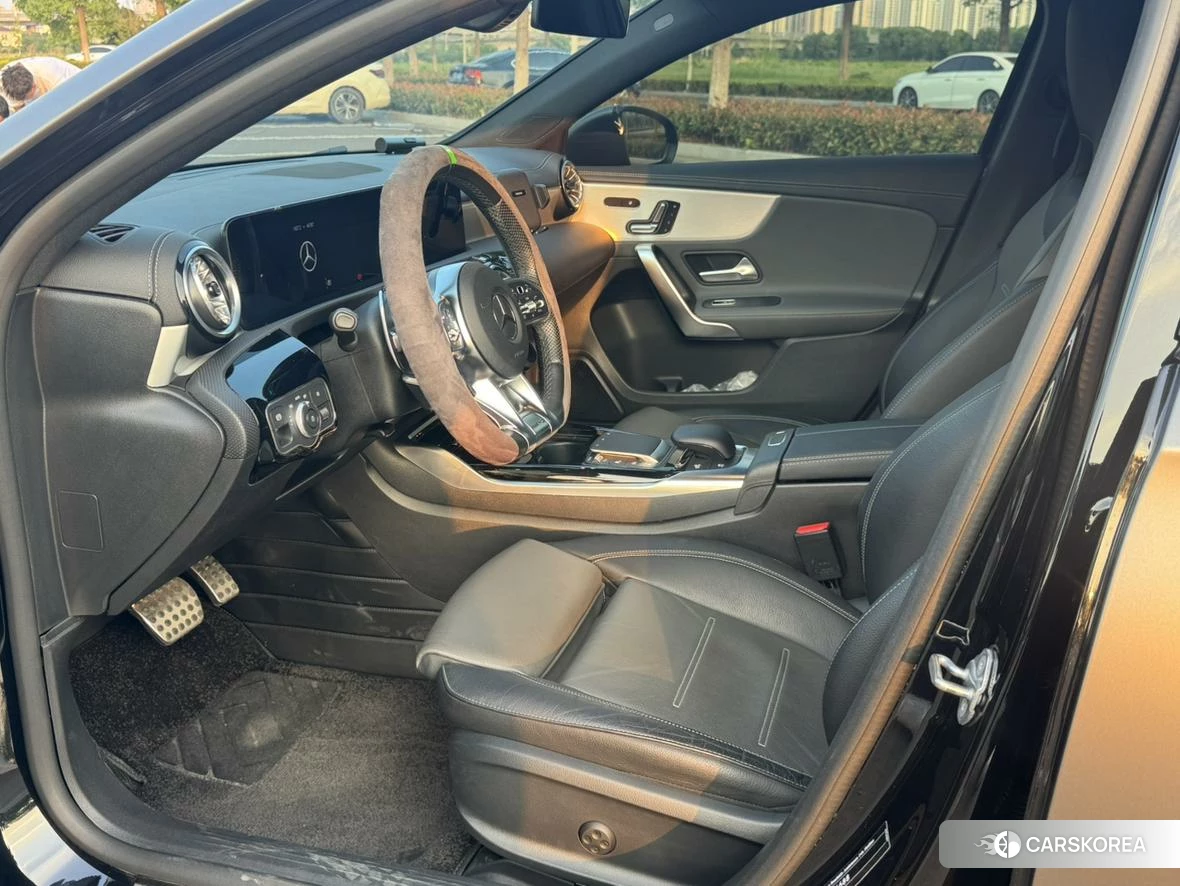 Mercedes-Benz Class A AMG (imported) 2021 Серебристо-серый из Китая, фото 2