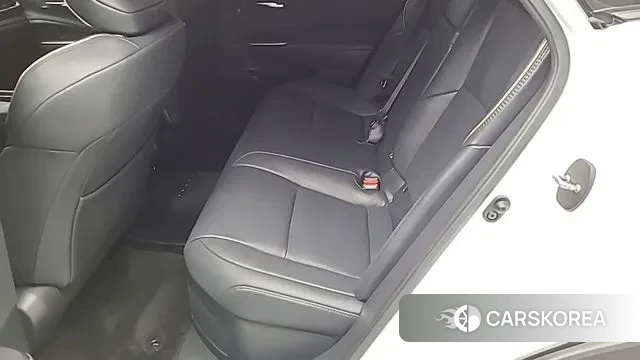 Toyota Crown Crossover 2023 Белый из Кореи, фото 2