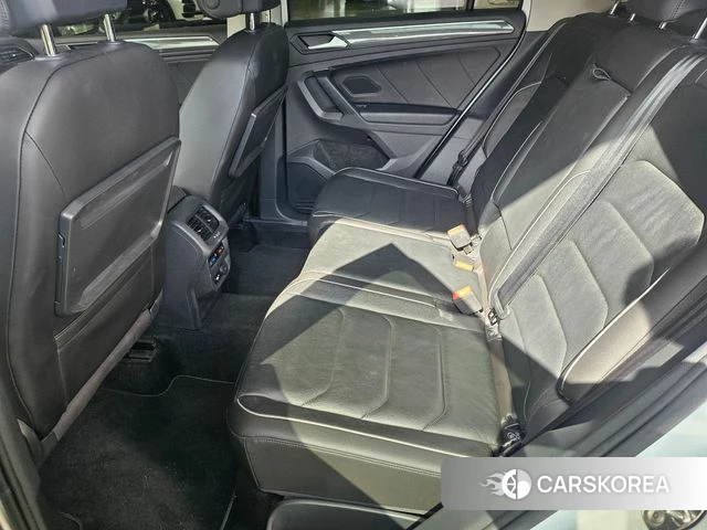 Volkswagen Tiguan second Generation 2020 Белый из Кореи, фото 2