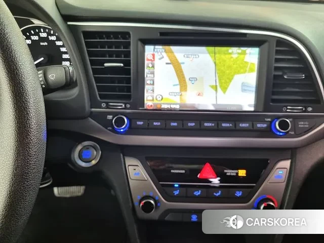 Hyundai Avante AD 2018 Белый из Кореи, фото 2