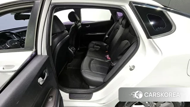 Kia The New K5 2nd generation 2018 Белый из Кореи, фото 2