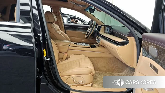 Genesis G90 (RS4) 2024 Черный из Кореи, фото 2