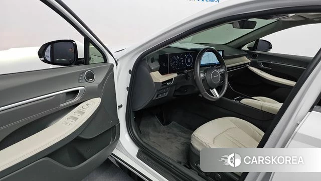 Hyundai Sonata D Edge (DN8) 2024 Белый из Кореи, фото 2