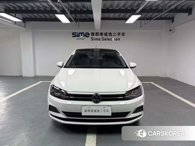 Volkswagen Polo 2021 Белый из Китая, фото 2