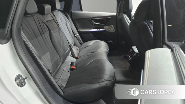 Mercedes-Benz EQE V295 2023 Белый из Кореи, фото 2
