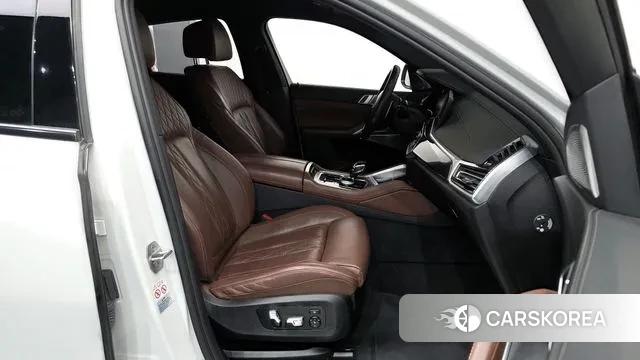 BMW X6 (G06) 2022 Белый из Кореи, фото 2