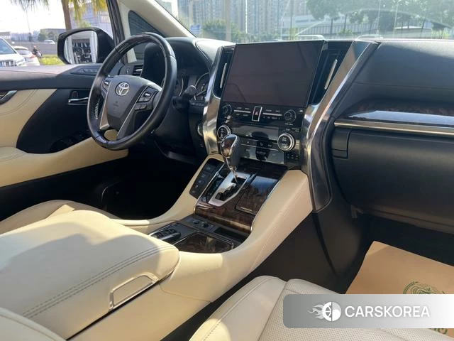 Toyota Elfa 2022 Черный из Китая, фото 2