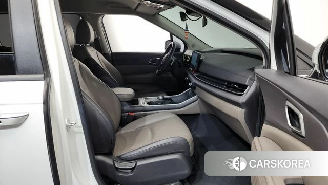 Kia The New Carnival 4th Generation 2024 Белый из Кореи, фото 2