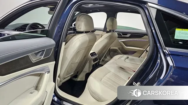 Audi A6 (C8) 2020 Синий из Кореи, фото 2