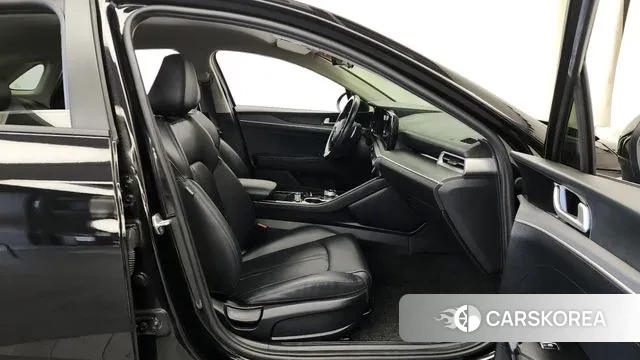 Kia K5 3rd generation 2021 Черный из Кореи, фото 2