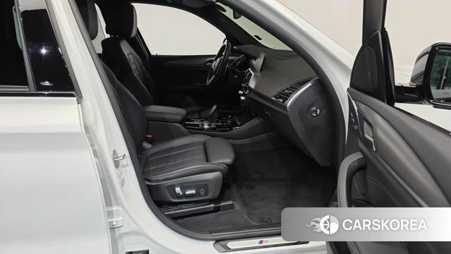 BMW X3 (G01) 2021 Белый из Кореи, фото 2