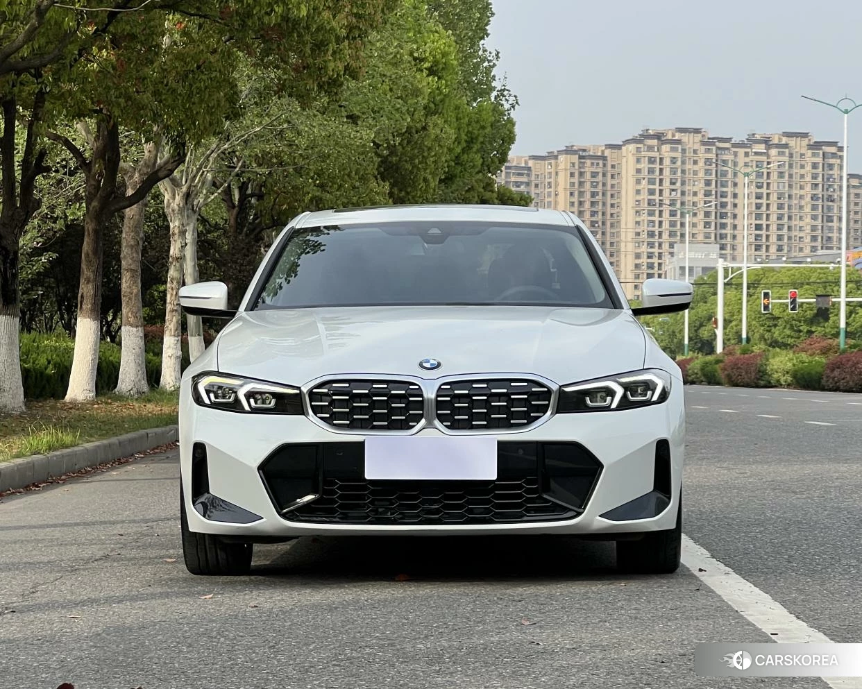 BMW 3 series 2022 Белый из Китая, фото 2