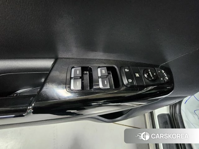 Kia Sportage 4th Generation 2018 Белый из Кореи, фото 2